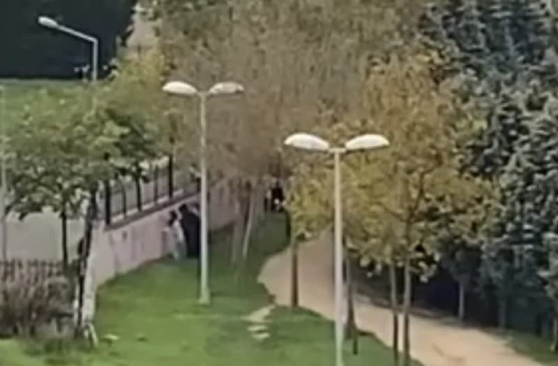 Derince'de Spor Salonunun Duvarları Yine Kirletildi!