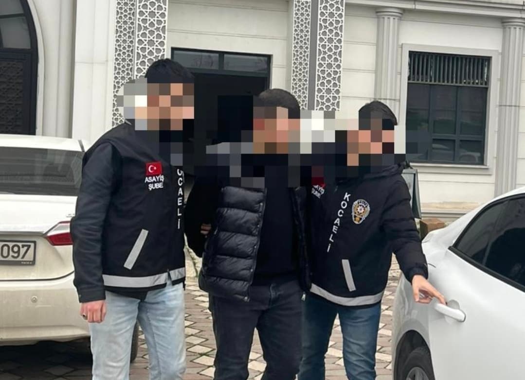 Gebze'de Çay Salonunda Yaralama Olayı!