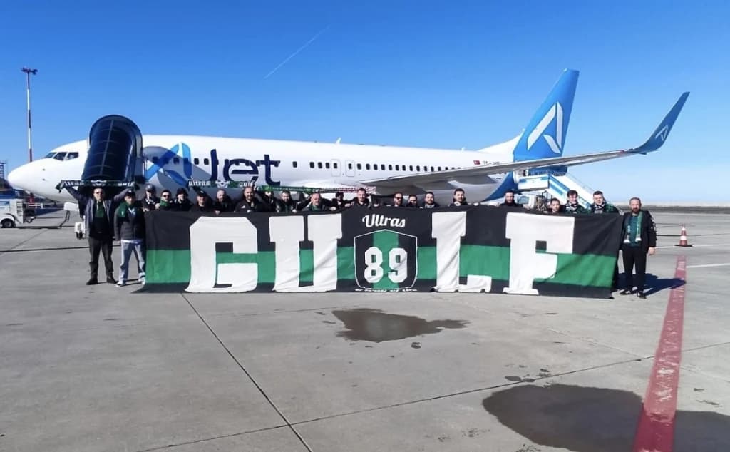 Kocaelispor taraftarı Rize deplasmanında takımını yalnız bırakmadı
