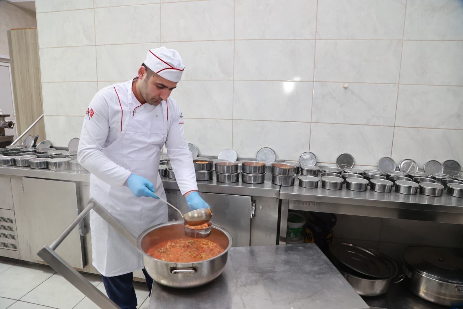 Gebze'de Aşevi Hizmeti Devam Ediyor!