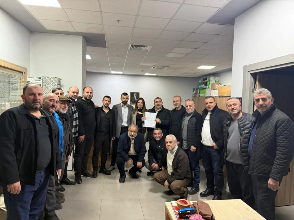 Kumsar güven tazeledi: Pazarcı esnafı için çalışmaya devam