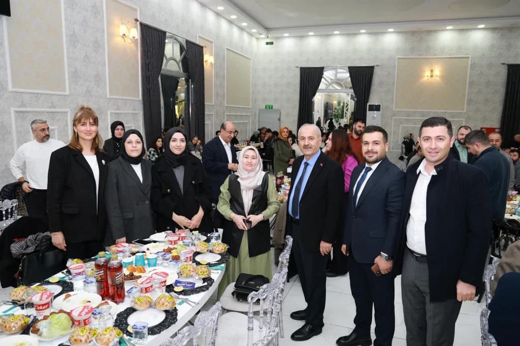 Gebze Belediyesi personeli iftar sofrasında buluştu