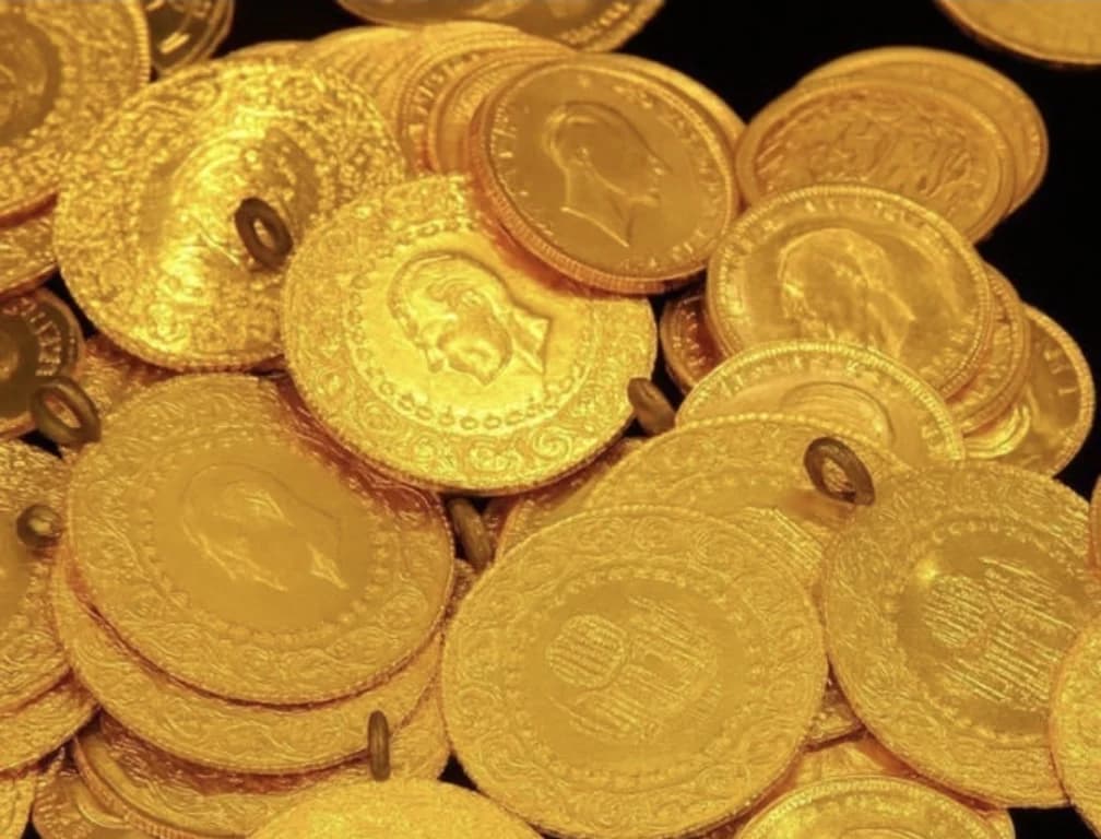 Altın Fiyatları Orta Doğu Gerilimiyle Dalgalanıyor