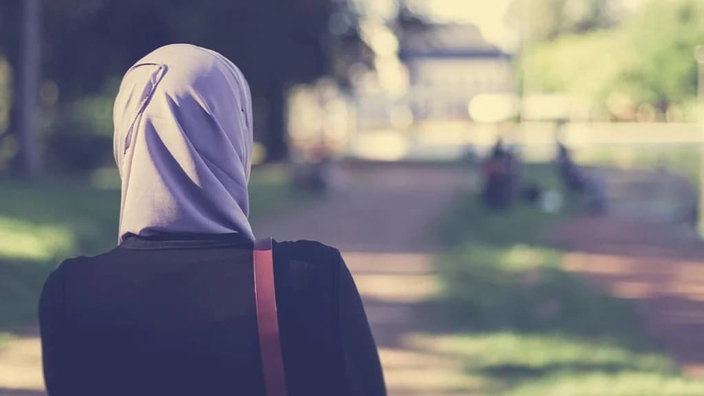 Derince'de başörtüsü iddiası: Öğrenci derse alınmadı!