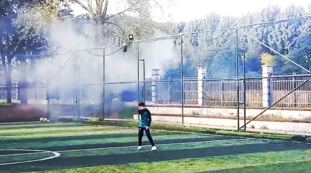 Çenesuyu'nda spor yapan çocuklar dumandan etkilendi!