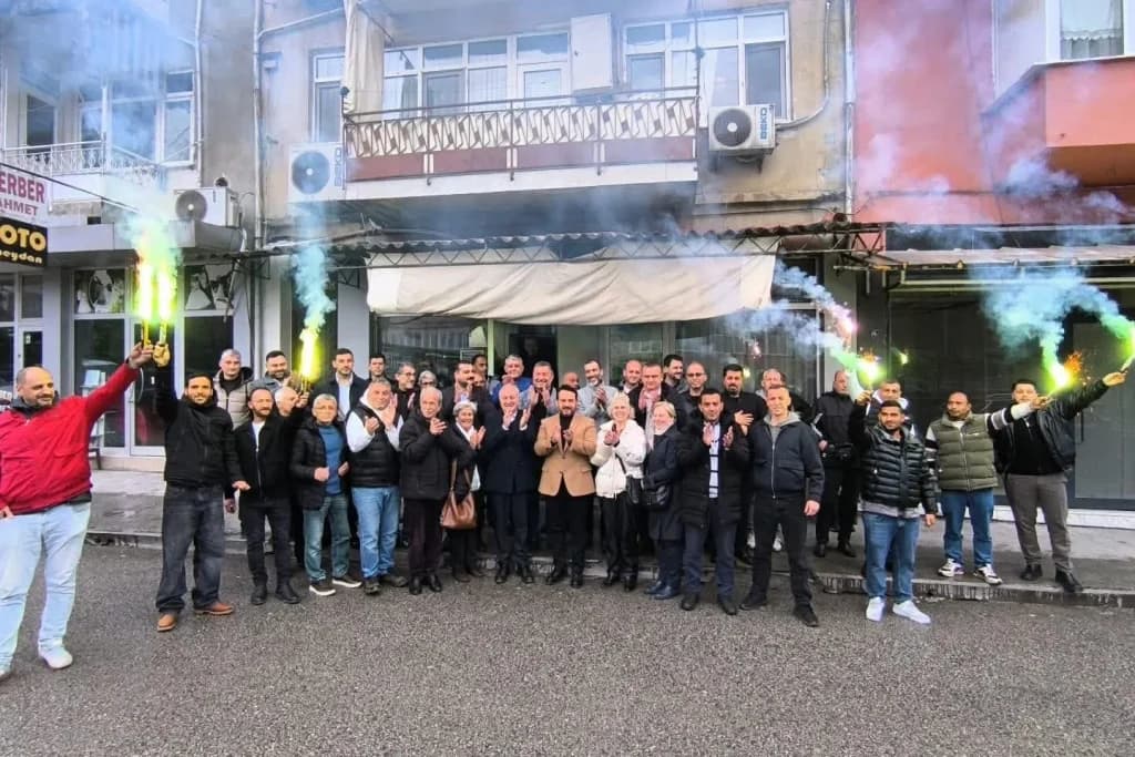 CHP Kocaeli sahada: Yenidoğan'da nabız tuttu