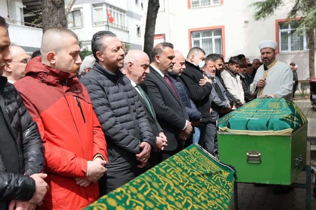 Darıca Belediye Başkanı Bıyık'ın acı günü