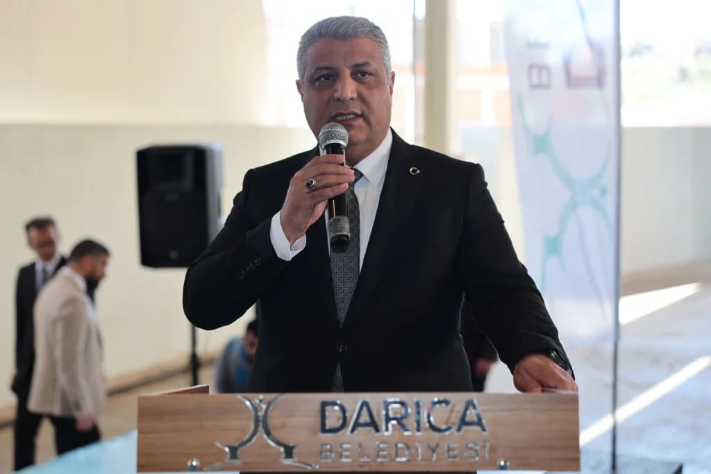 Darıca Kitap Fuarı Kapılarını Açtı