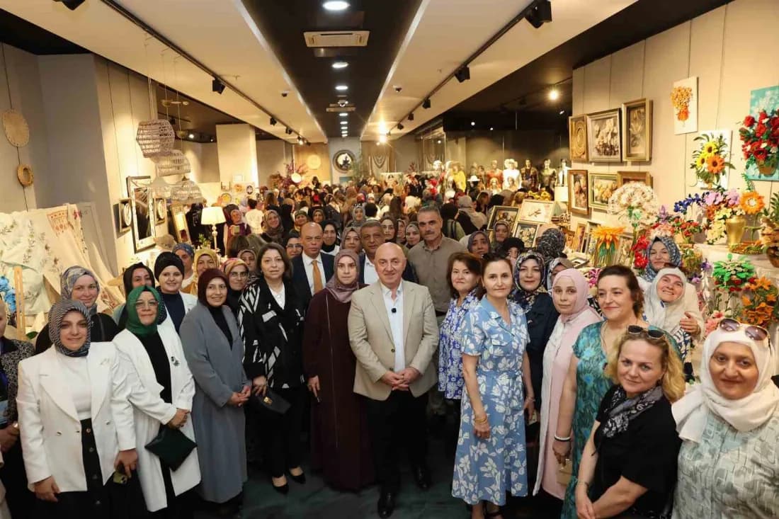 Darıca’da KİGEM kursiyerlerinin yıl sonu sergisi açıldı