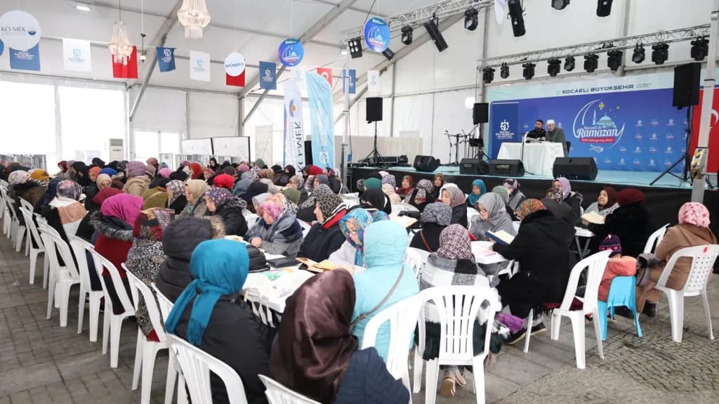 Gebze'de Ramazan Ayı Mukabele ile Karşılanıyor