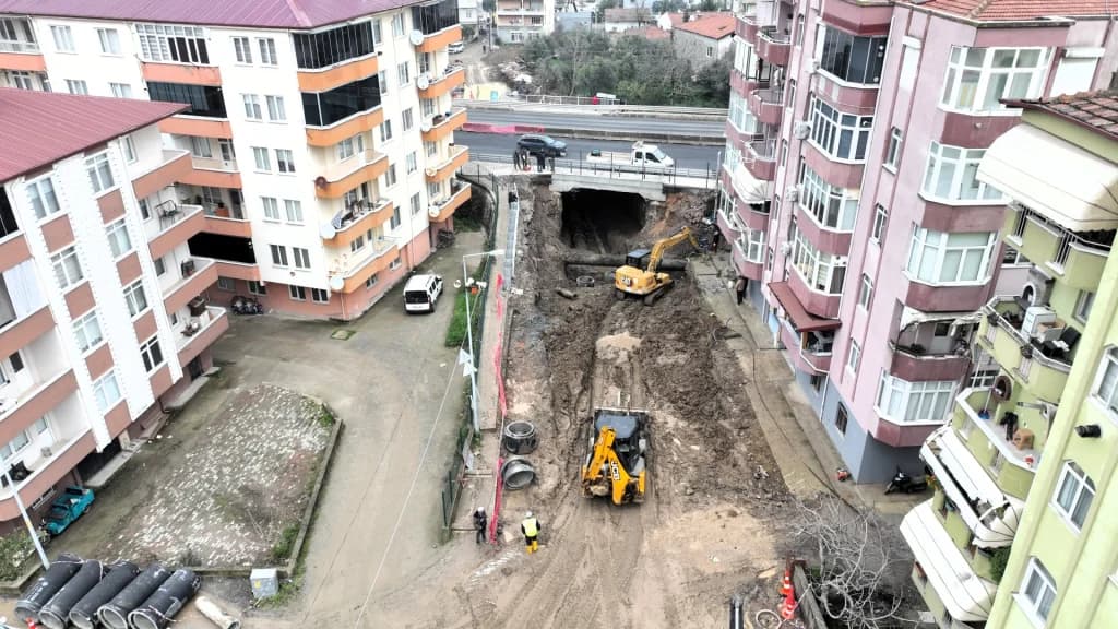 Gölcük Ulaşlı'da alt geçit projesi hızla ilerliyor
