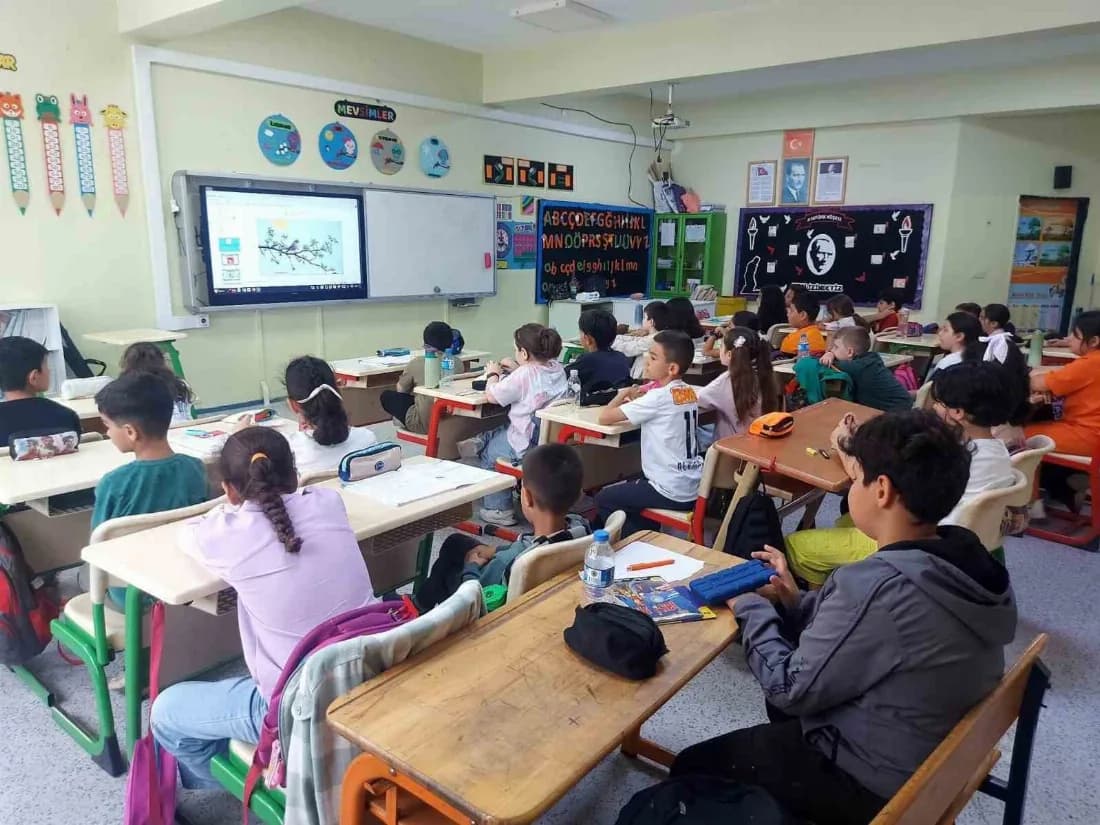 Gölcük’te 3 bin 534 ilkokul öğrencisine sıfır atık eğitimi verildi