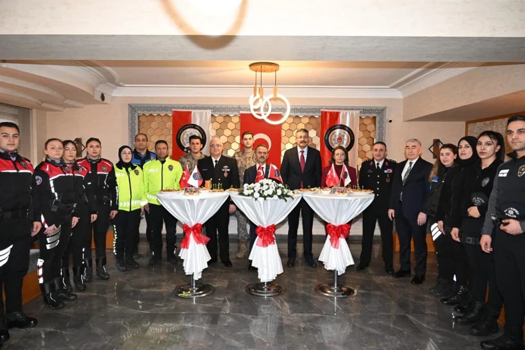 İçişleri Bakan Yardımcısı Çelik'ten Emniyet'e Bayram Ziyareti