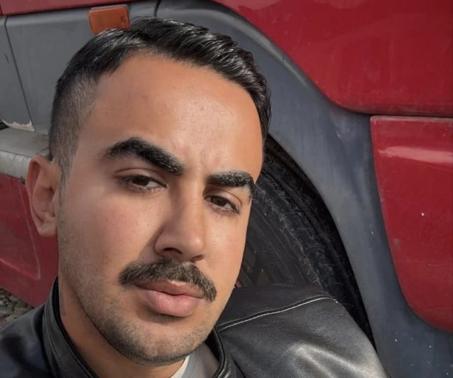 İran'da Füze Şarapneliyle Yaralanan Şoför Hayatını Kaybetti