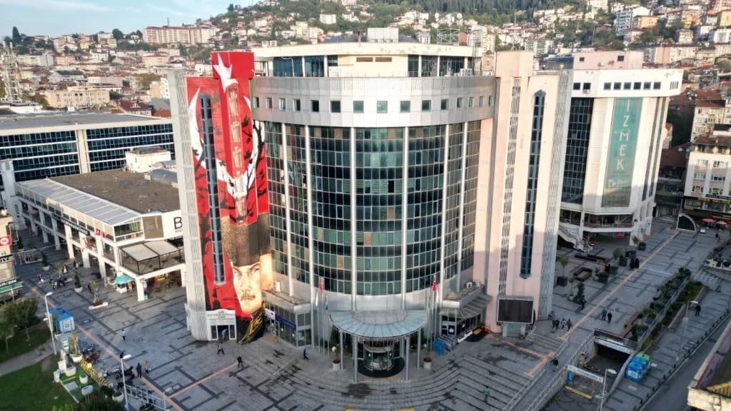 İzmit Belediyesi'nden silahlı güvenlik personeli alımı