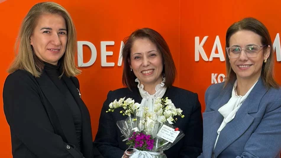 KADEM Kocaeli'de Temsilcilik Görevi Semra Çavuş'a Devredildi
