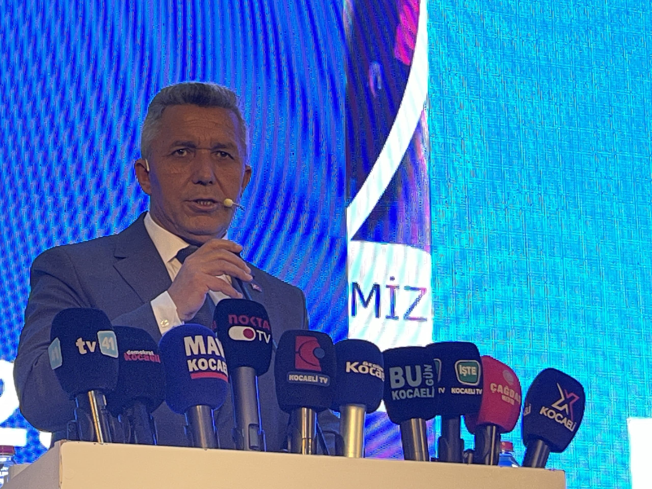 KANDIRA’NIN GELECEĞİ KETEN TOHUMUNDA ŞEKİLLENİYOR
