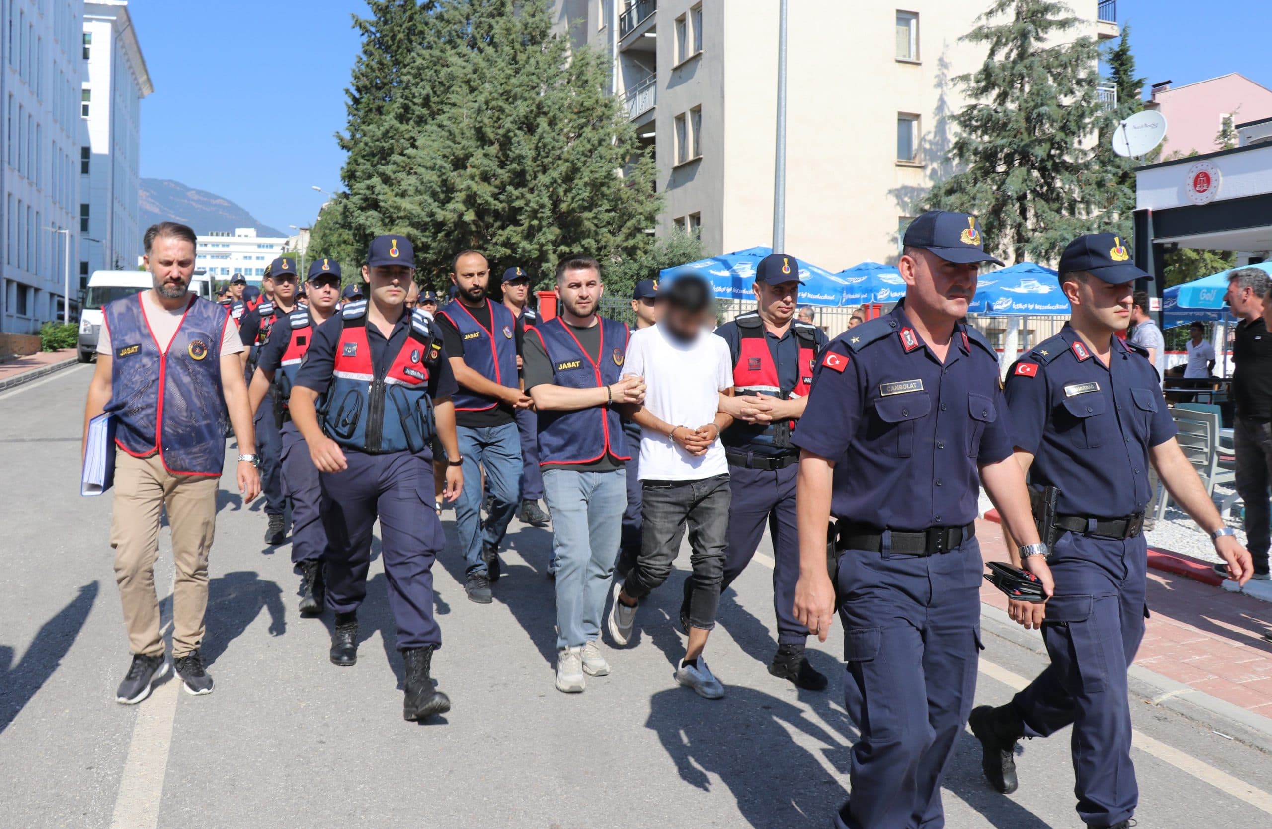 Kocaeli'de de Bağlantısı Bulunan 4,5 Milyon Liralık Dolandırıcılık Şebekesi Çökertildi