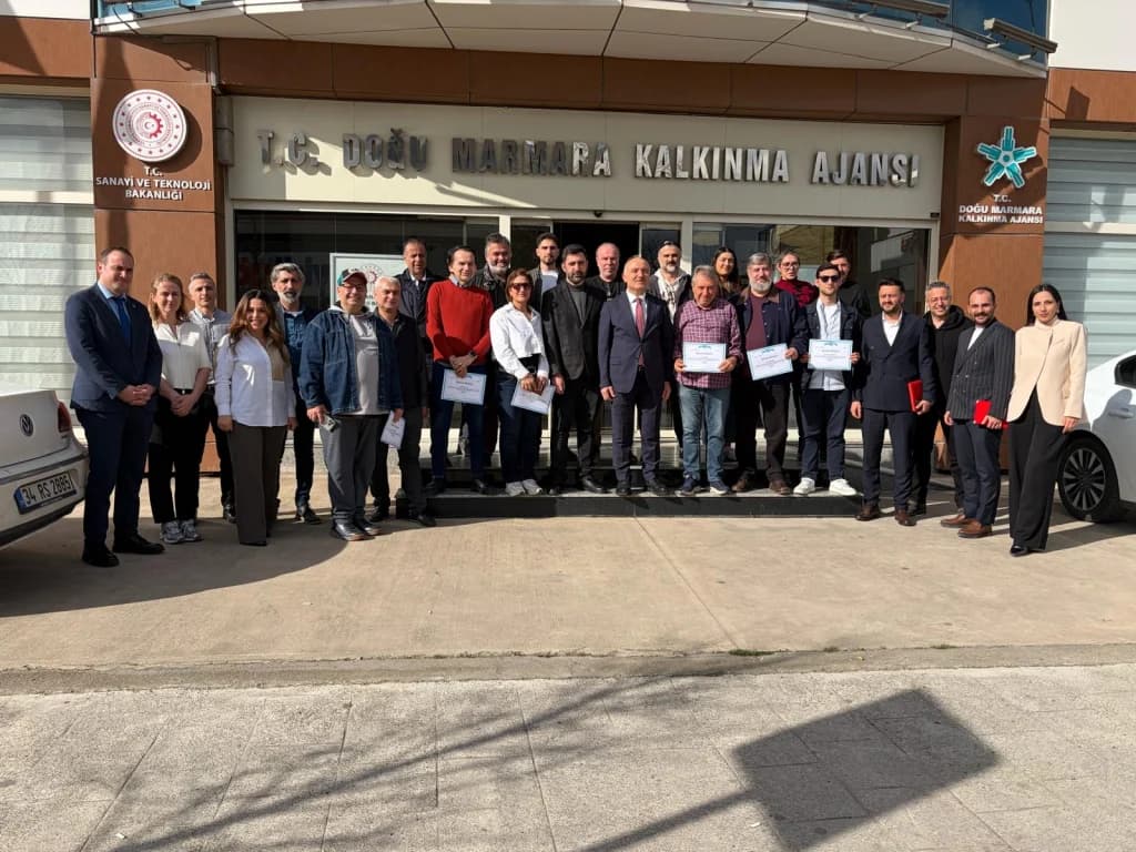 Kocaeli'de Gazetecilere Yapay Zeka Destekli Medya Eğitimi