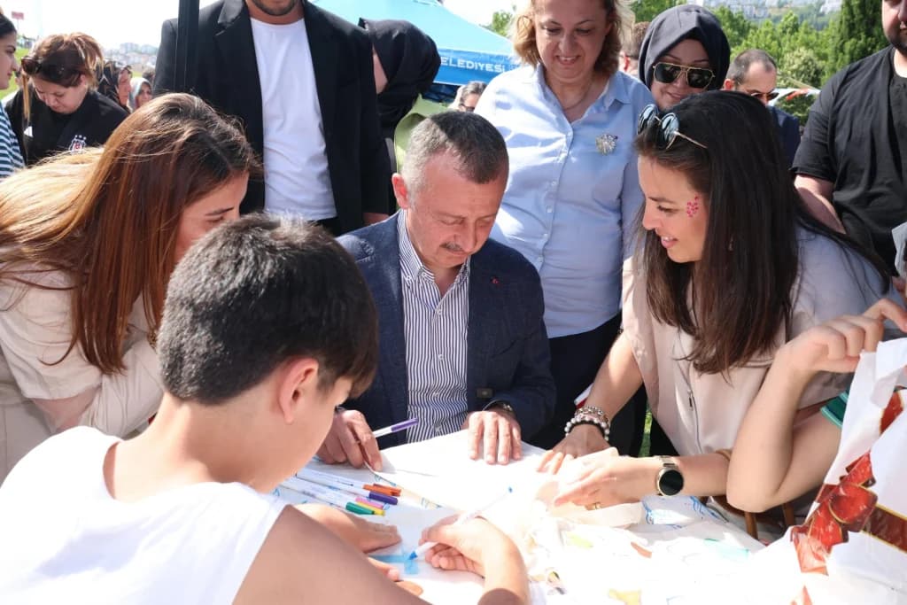 Kocaeli'de kadınlara Büyükşehir'den çok yönlü destek