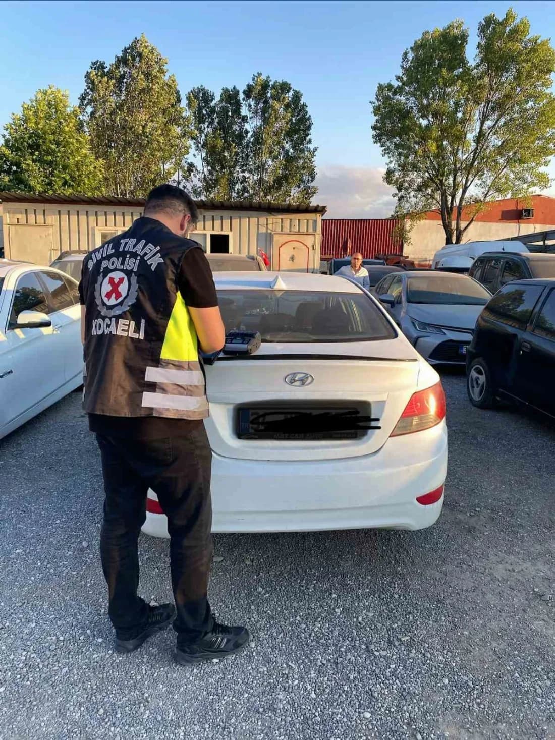 Kocaeli’de korsan taksi sürücüsü ve yolcuya ceza