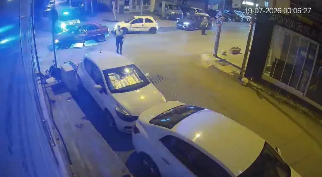 Kocaeli’de otomobil motosikletle çarpıştı: 1 yaralı