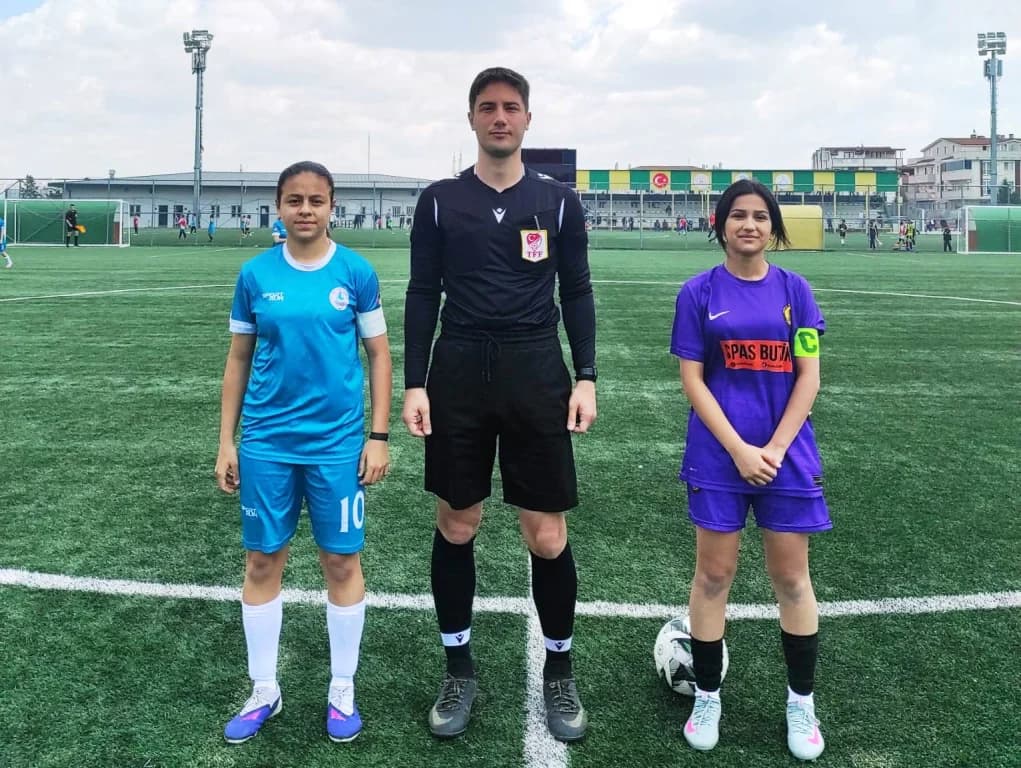 Körfez U15 Kızları Darıca'yı 4 Golle Geçti