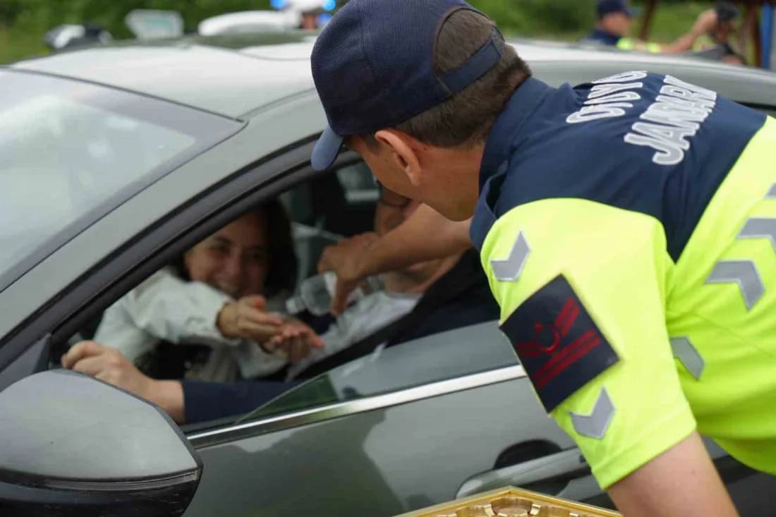 Kuzey Marmara’da sürücülere çikolatalı bayram uyarısı