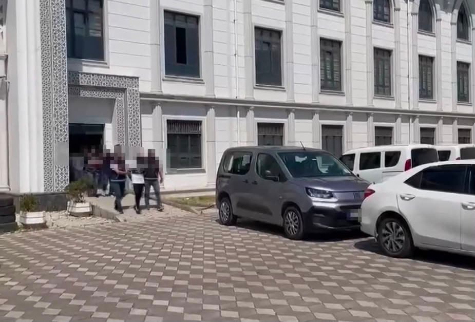 MİSAFİR GİTTİĞİ EVDE ÖLDÜRÜLMÜŞTÜ: 3 TUTUKLAMA