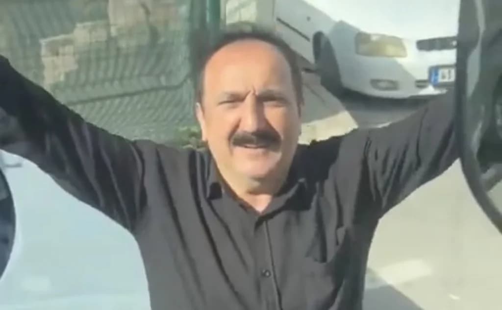 Trafikte ceza korkusu dans ettirdi!