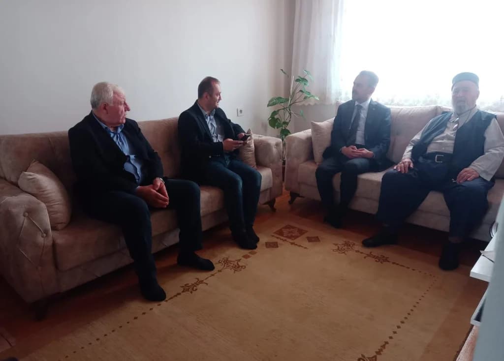 Vali Aktaş, İSU Başkanı Çakmak'a taziye ziyaretinde